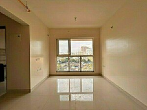 Room in 2 BHK Apartment at Sheth Avante, Kanjurmarg West – for Rent