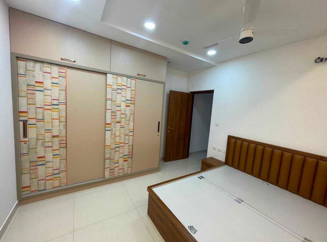 3 BHK + Pooja Room,Servant Room,Study Room,Extra Room,Basement Apartment For Rent in Prestige Tranquil