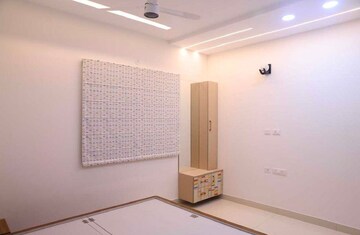 Room in 3 BHK Apartment at Prestige Tranquil, Kokapet – for Rent