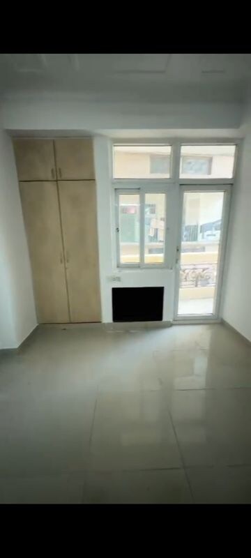 Room in 3 BHK Apartment at Jnc Princess Park, Ahinsa Khand 2 – for Sale