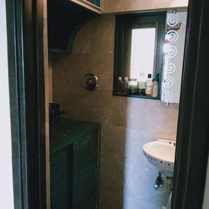 Bathroom in 2 BHK Apartment at Andheri East – for Sale