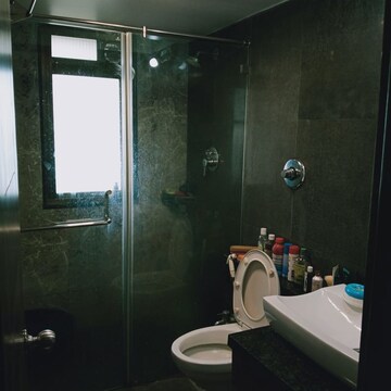 Bathroom in 2 BHK Apartment at Andheri East – for Sale
