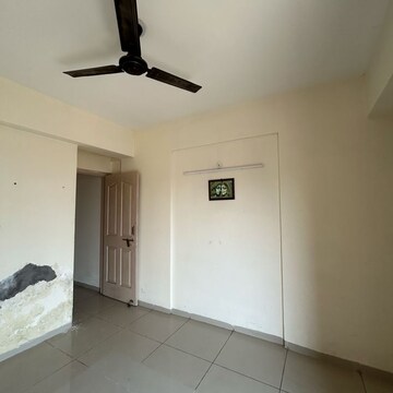 Room in 1 BHK Apartment at Wave Dream Homes, Ram Nagar – for Sale