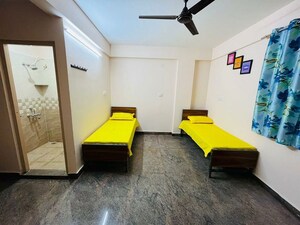 Living Room in  Pg at Garebhavipalya – for Rent