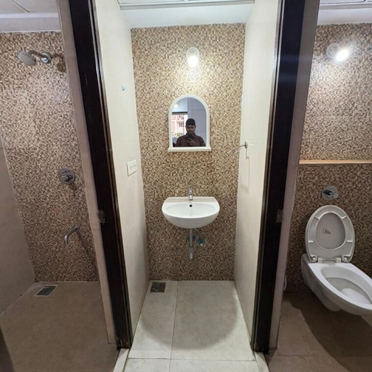Bathroom, lodha-lakeshore-greens 1 Bedroom 508 Sq.Ft. Apartment In Hedutane Thane 9958436