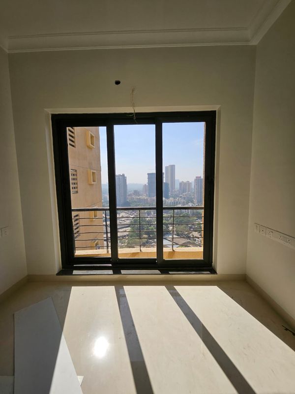 2 BHK + Pooja Room Apartment For Sale in K Raheja Heights