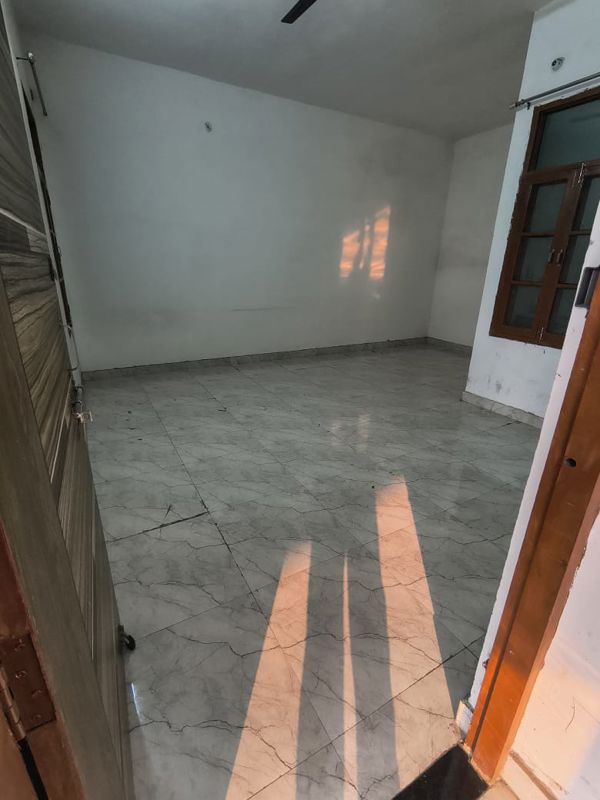 2 BHK + Extra Room Independent House For Rent in Kamta