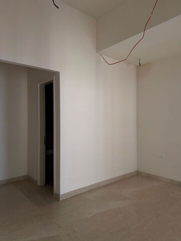 Room in 3 BHK Apartment at Indiabulls Sky Forest, Lower Parel – for Sale