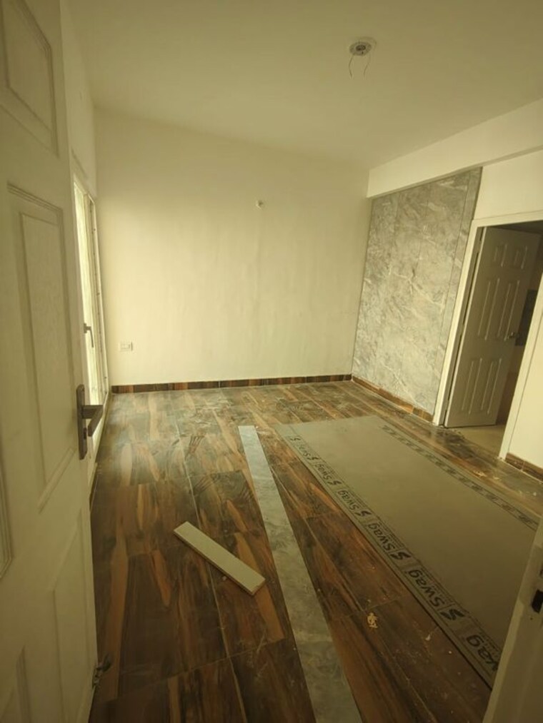 Bedroom, migsun-vilaasa 2 Bedroom 660 Sq.Ft. Apartment In Eta Ii Greater Noida Greater Noida 9958617