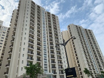 3.5 BHK Apartment – Exterior View View at Gomti Nagar - for Sale