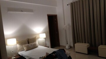 Bedroom in 3.5 BHK Apartment at Gomti Nagar – for Sale