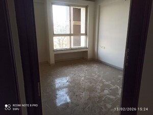 Room in 1.5 BHK Apartment at Nyati Eternity 2 CHS, Undri – for Sale