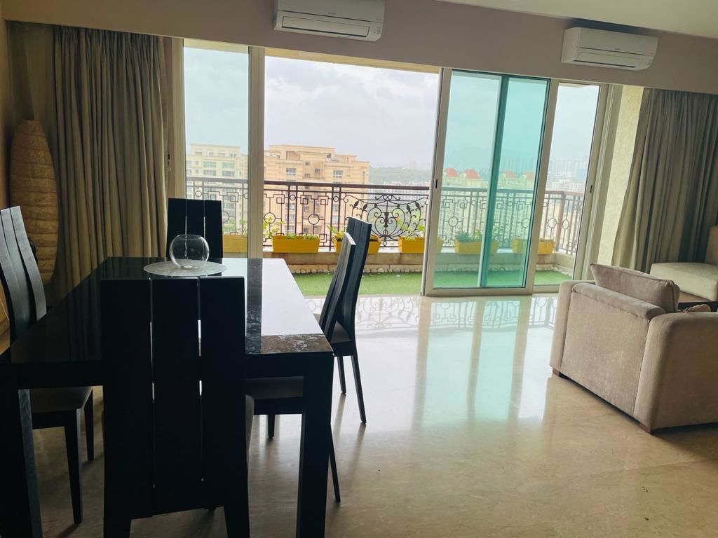 3 BHK Apartment For Rent in Hiranandani Tribeca