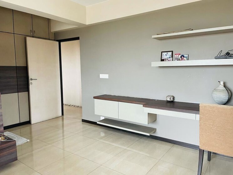 Kitchen, hiranandani-tribeca 3 Bedroom 1350 Sq.Ft. Apartment In Ghodbunder Road Thane 9958643