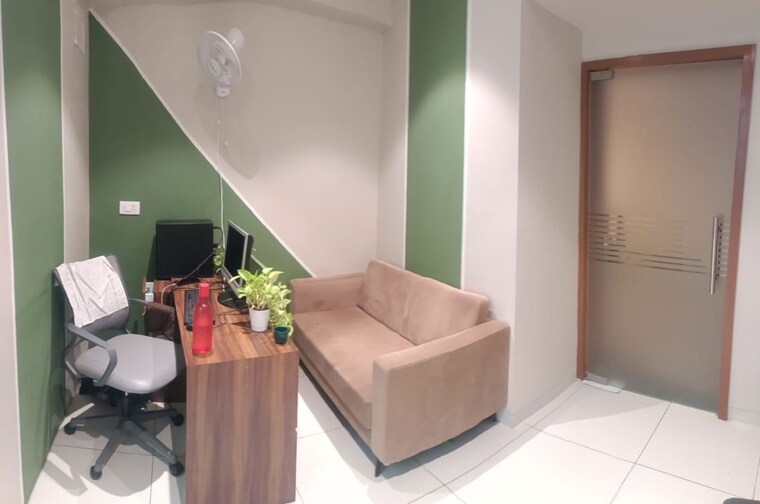 Living Room, shyamal Commercial Office Space 1171 Sq.Ft. In Shyamal Ahmedabad 9958632