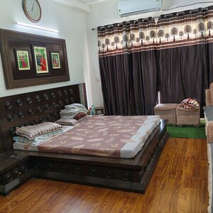Bedroom in 3 BHK Apartment at Omicron Iii Greater Noida – for Sale