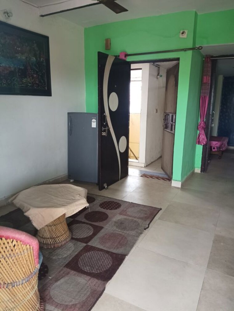 Living Room, vaishali sector 5 1 Bedroom 550 Sq.Ft. Builder Floor In Vaishali Sector 5 Ghaziabad 9958948