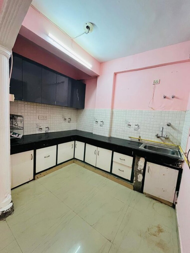 Kitchen, saket 3 Bedroom 1200 Sq.Ft. Apartment In Saket Delhi 9958961