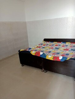 1 BHK Builder Floor For Sale in Pir Machalla