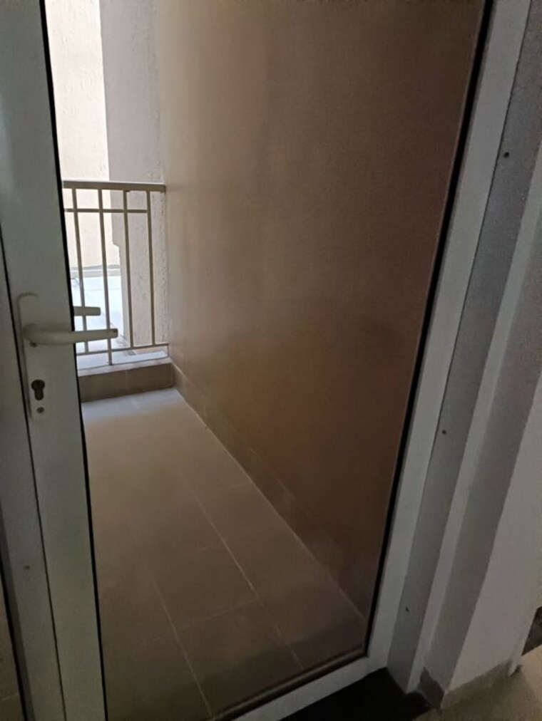 Balcony, sushma-joynest-zrk 3 Bedroom 1350 Sq.Ft. Apartment In Ghazipur Zirakpur 9959006
