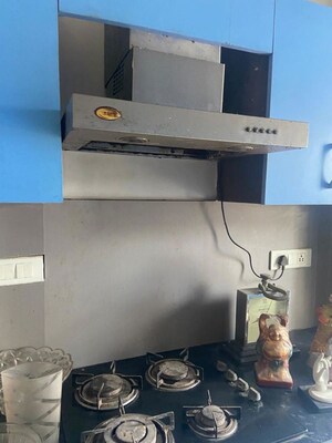 Furnished Amenities in 3 BHK Apartment at Skytech Matrott, Sector 76 – for Rent