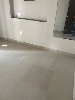 3 BHK + Extra Room Apartment For Rent in Skytech Matrott