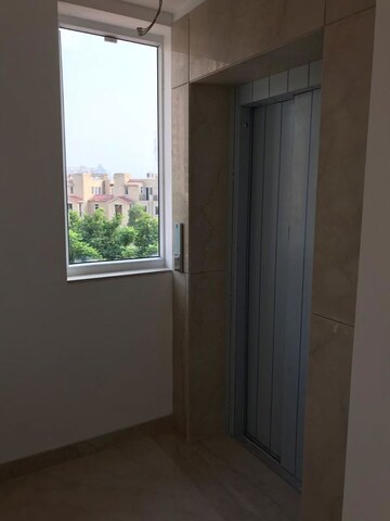 Room in 5 BHK Villa at Emaar Marbella, Sector 66 – for Rent