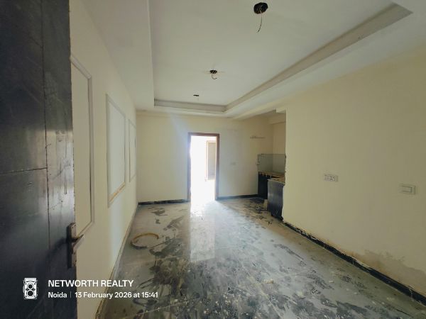 2 BHK + Extra Room Builder Floor For Sale in Sunshine Apartments Sector 73