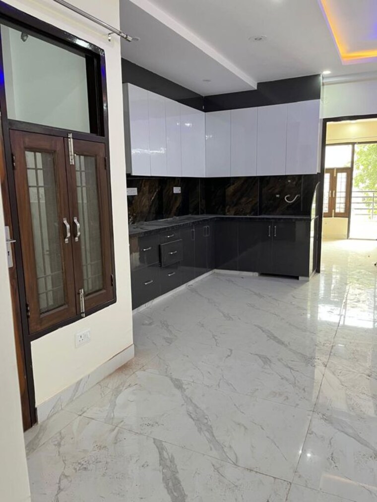 Kitchen, sector 12 2 Bedroom 1350 Sq.Ft. Independent House In Sector 12 Noida 9959168