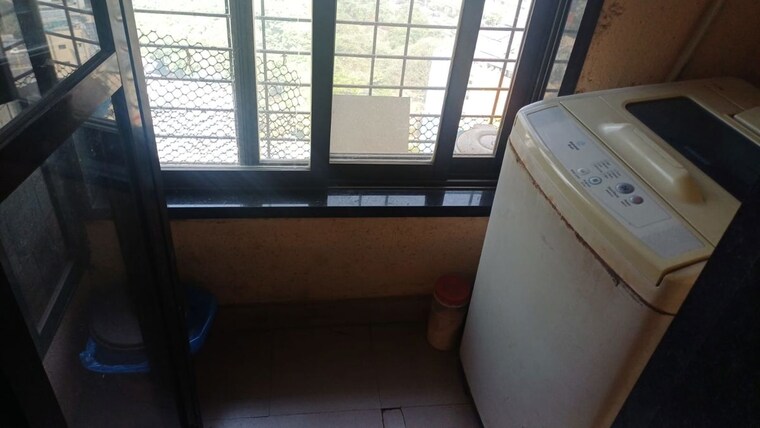 Balcony, vartak nagar 3 Bedroom 910 Sq.Ft. Apartment In Vartak Nagar Thane 9959284