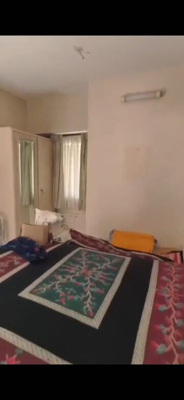 Bedroom in 2 BHK Apartment at Bandra West – for Rent