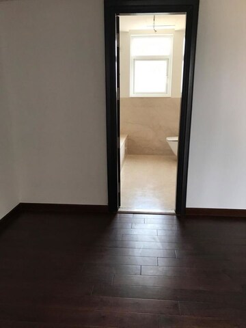 Room in 5 BHK Villa at Emaar Marbella, Sector 66 – for Sale