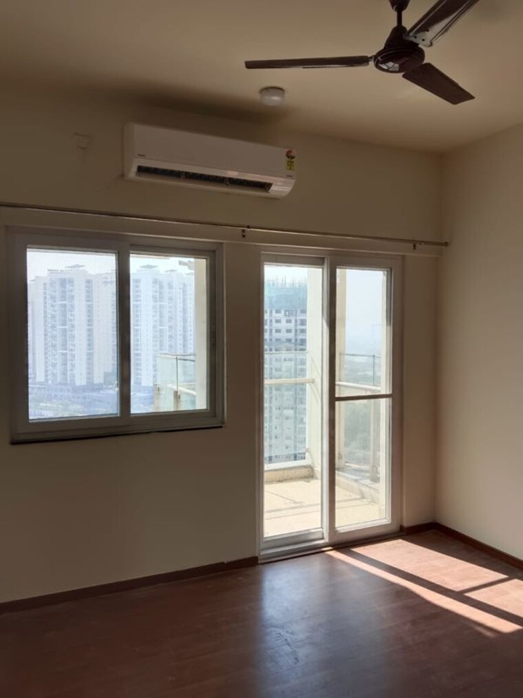 Master Bedroom, puravankara-silversands 3 Bedroom 1300 Sq.Ft. Apartment In Mundhwa Pune 9959092