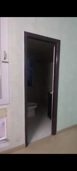 Building Lobby in 3 BHK Apartment at Mapsko Paradise, Sector 83 – for Sale