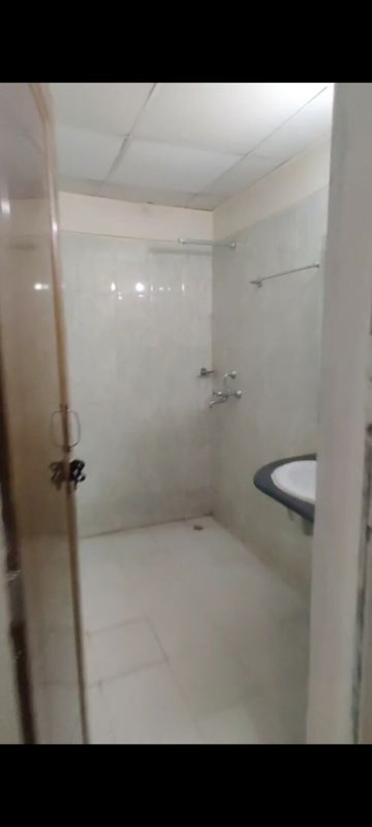 Bathroom, mapsko-paradise 3 Bedroom 1340 Sq.Ft. Apartment In Sector 83 Gurgaon 9959354