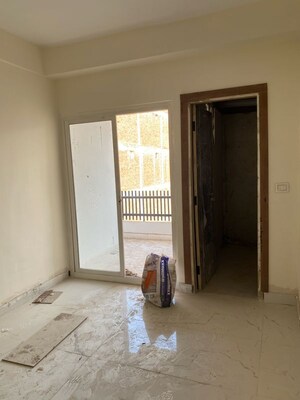 Room in 2 BHK Builder Floor at Sunshine Apartments Sector 73, Sector 73 – for Sale