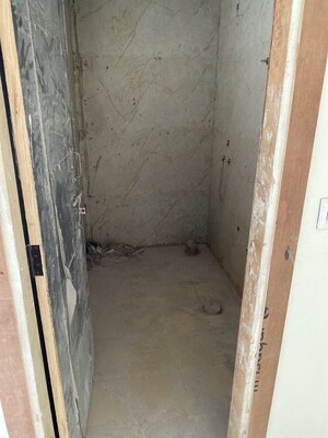 Building Lobby in 2 BHK Builder Floor at Sunshine Apartments Sector 73, Sector 73 – for Sale