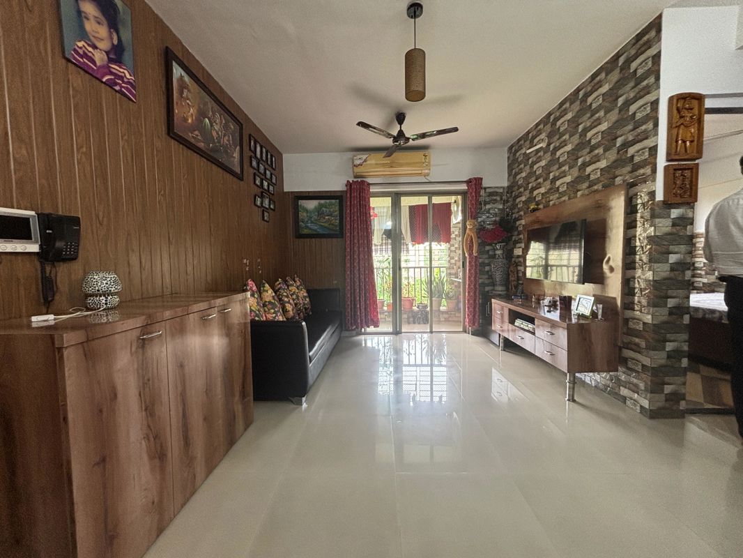 2 BHK + Pooja Room,Extra Room Apartment For Rent in Lodha Casa Rio