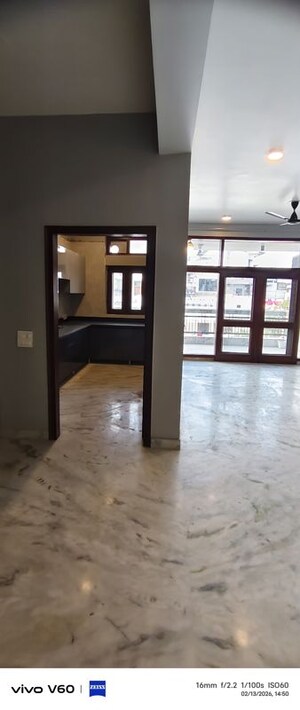 Room in 2 BHK Independent House at RWA Apartments Sector 39, Sector 39 – for Rent