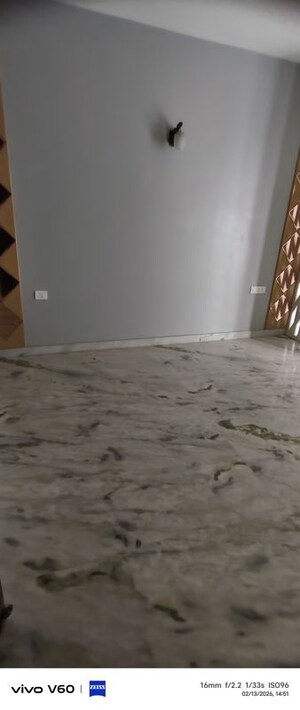 Room in 2 BHK Independent House at RWA Apartments Sector 39, Sector 39 – for Rent