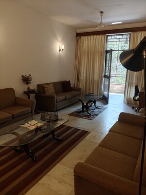 Living Room in 3 BHK Builder Floor at Jungpura Extension – for Rent