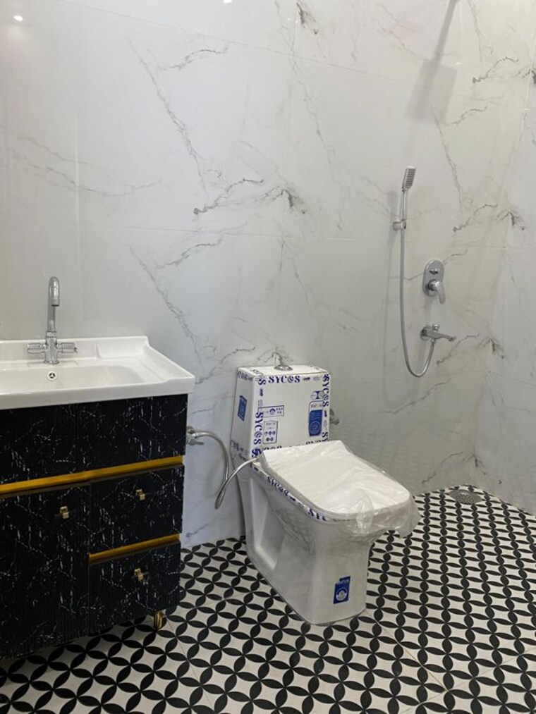 Bathroom, sector 20 3 Bedroom 1800 Sq.Ft. Independent House In Sector 20 Panchkula 9959440