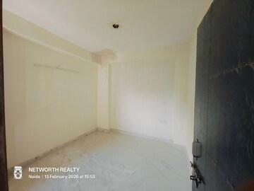 Room in 2 BHK Builder Floor at Sunshine Apartments Sector 73, Sector 73 – for Sale