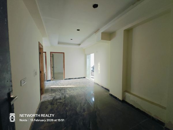 2 BHK + Extra Room Builder Floor For Sale in Sunshine Apartments Sector 73