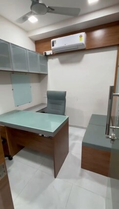 Office Space For Rent in Vaishnodevi Circle