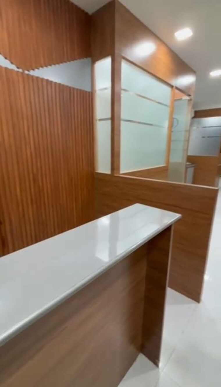 Kitchen, vaishnodevi circle Commercial Office Space 1050 Sq.Ft. In Vaishnodevi Circle Ahmedabad 9959454