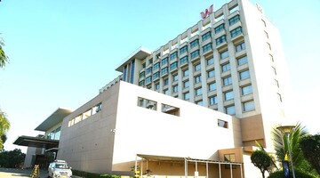  Plot – Nearby View at Singaperumal Koil - for Sale