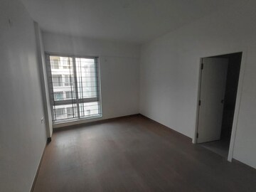 Room in 2 BHK Apartment at Surbacon Cedar, Electronic City Phase ii – for Sale