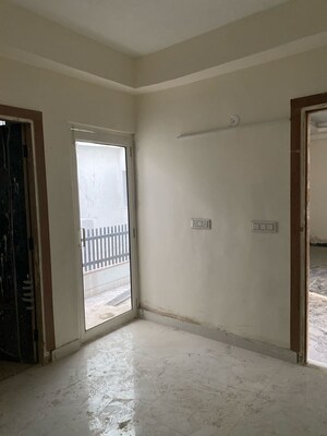 Room in 2 BHK Builder Floor at Sunshine Apartments Sector 73, Sector 73 – for Sale