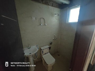 Bathroom in 2 BHK Builder Floor at Sunshine Apartments Sector 73, Sector 73 – for Sale